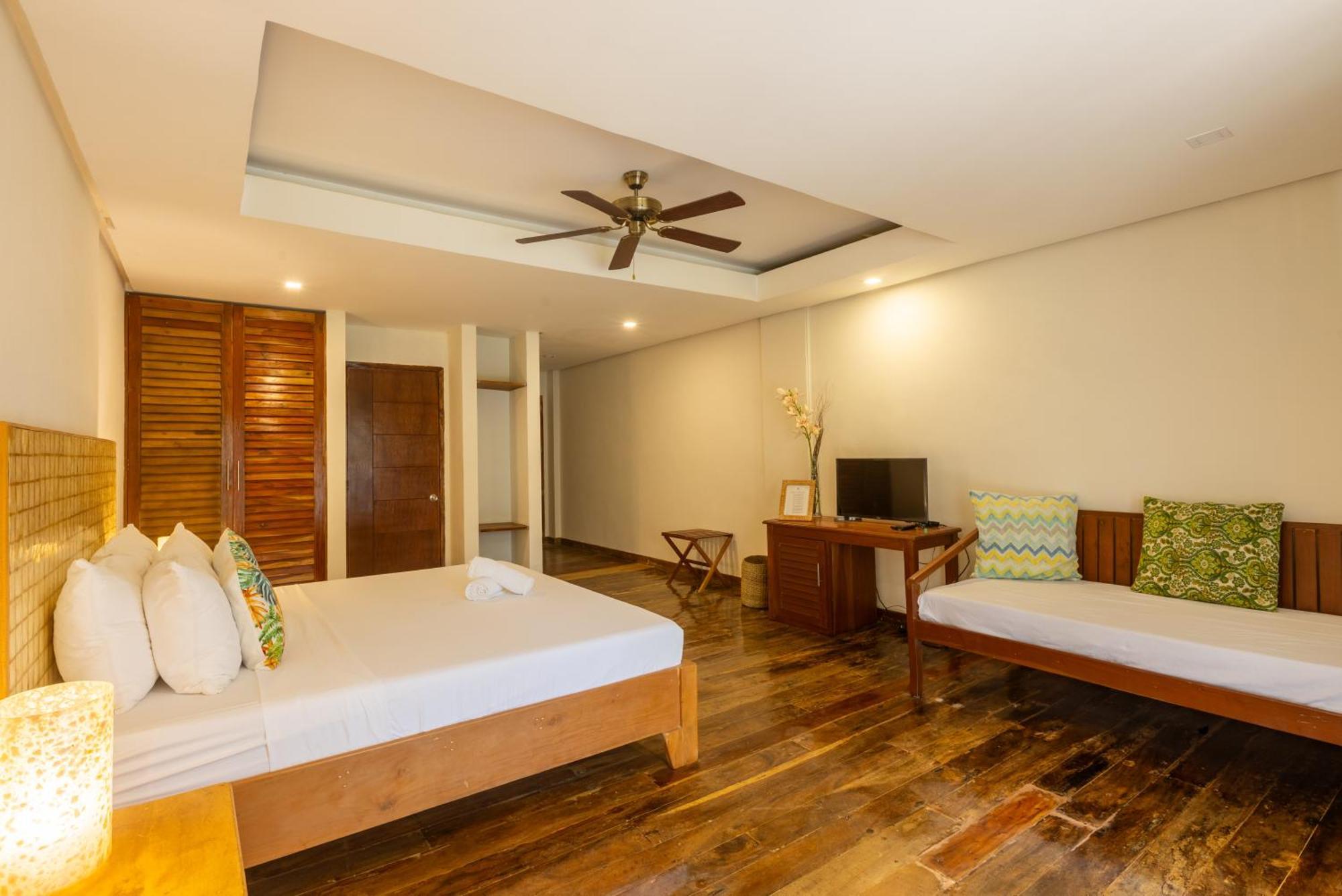 Nabulao Beach Resort Hinoba-an Kültér fotó