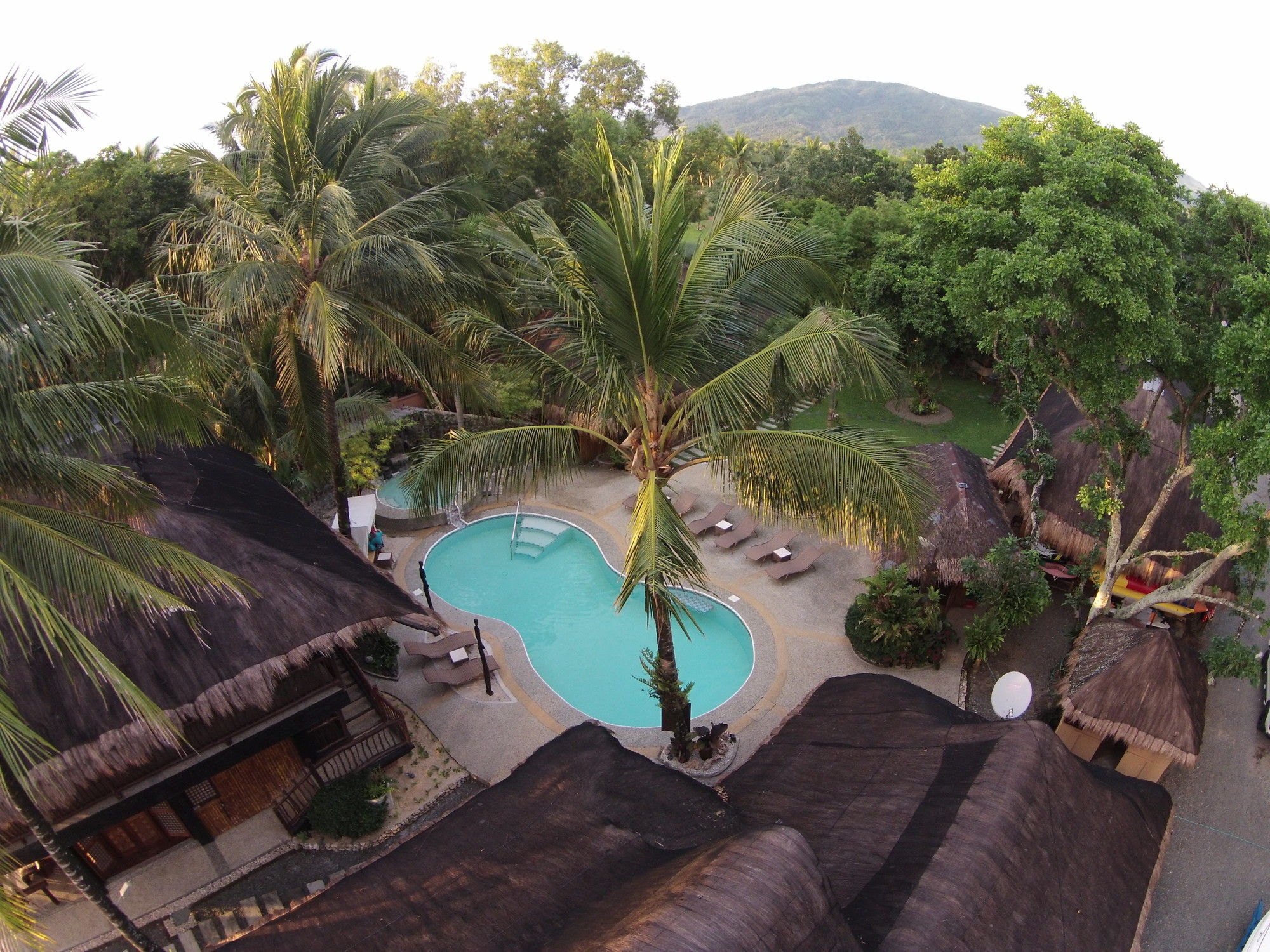Nabulao Beach Resort Hinoba-an Kültér fotó